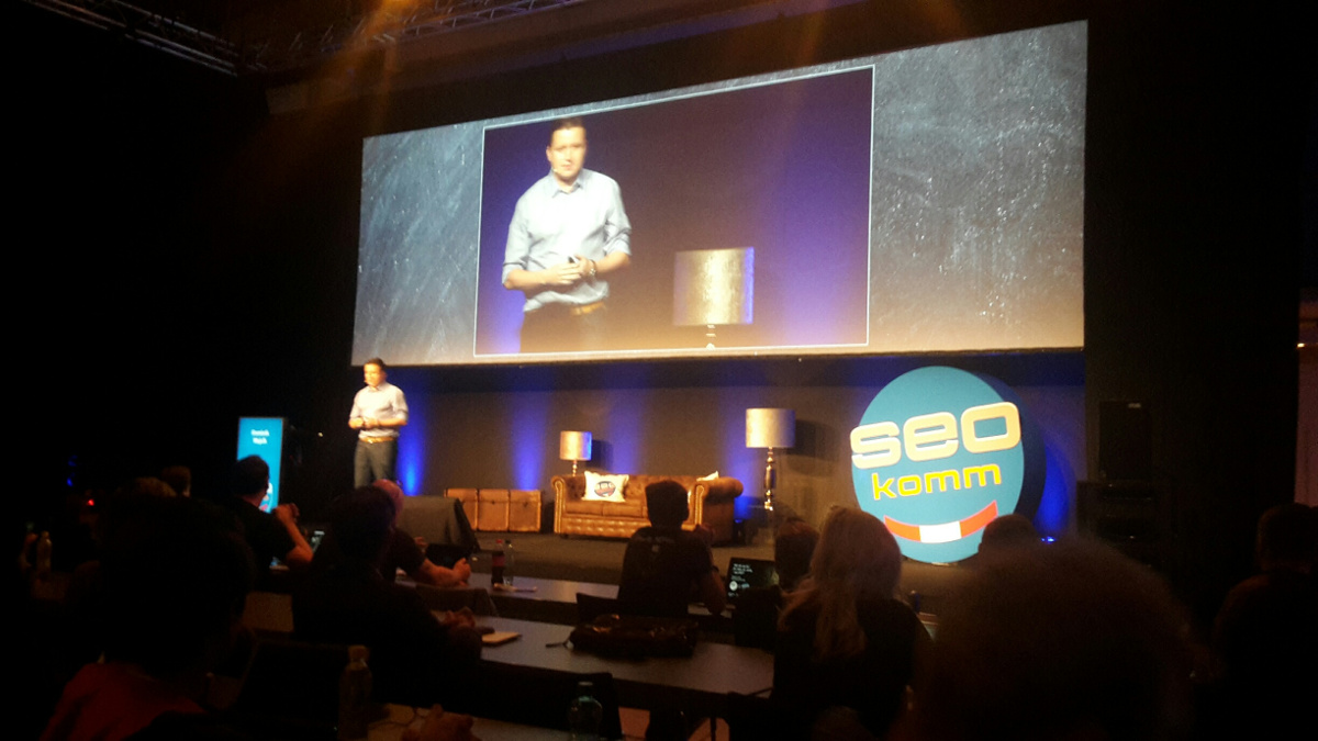Dominik Wojcik auf der SEOkomm 2017