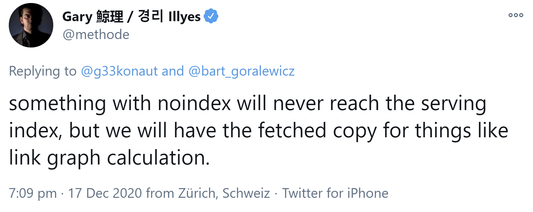 Google behält Kopien von Seiten mit 'noindex', um sie zum Beispiel zur Berechnung des Link Graph zu verwenden